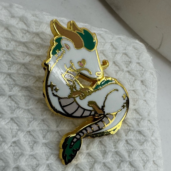 3/$15 Whimsical Dragon Enamel Pin Brooch - Picture 5 of 6